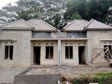 RUMAH CANTIK MURAH DI SECANG MAGELANG, ADA SIAP HUNI UNIT TERBATAS
