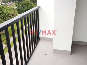 Exclusivos departamentos iluminados, con excelente ubicación en la Urb. Los Rosales, con vista a hermoso parque.
Financiado por el BCP.

ENTREGA MA