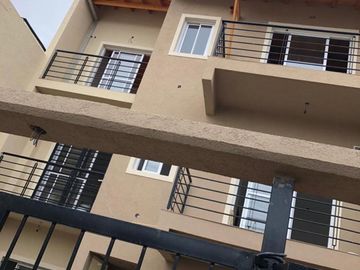 Departamento tres ambientes a estrenar con cochera