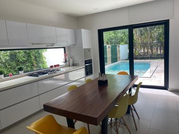 Casa en Venta en Playa del Carmen, Selvamar, Via Serena, Diseño de Autor