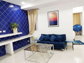 MIDCENTURY 1-BEDROOM UNIT FOR SALE IN SEIBU TOWER