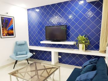 MIDCENTURY 1-BEDROOM UNIT FOR SALE IN SEIBU TOWER
