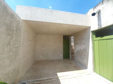 VENTA CASA DE 1 PISO EN AV. ITZAES EN MÉRIDA, YUCATÁN