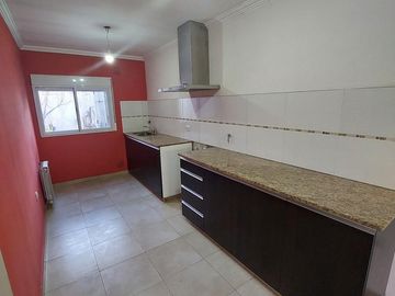 Casa en venta Granada 500 Brio. San Martin