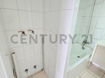SE VENDE DPTO 1D CON BODEGA, AVDA. CHACABUCO.