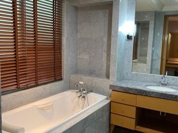 Dijual Apartemen Pakubuwono residence luas 188 Jakarta Selatan