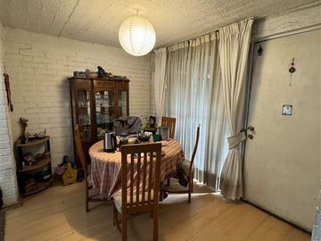 Casa en venta 4d,2b,1E. Metro Los Quillayes, La Florida
