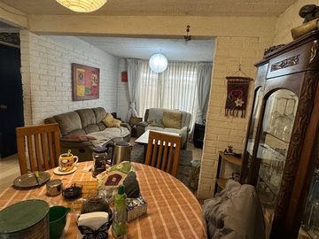 Casa en venta 4d,2b,1E. Metro Los Quillayes, La Florida