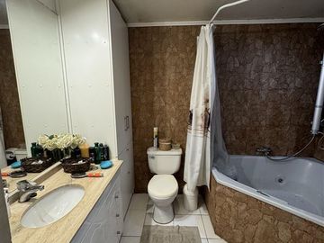 Casa en venta 4d,2b,1E. Metro Los Quillayes, La Florida
