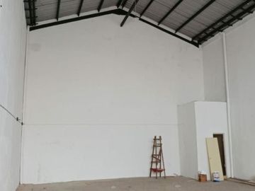 Gudang Jl Gunung Anyar Hdp Selatan Ukiaw