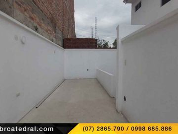 Casa de venta en Av. Ricardo Duran  – código:18919