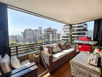 Departamento en Venta en Pio XI, Las Hualtatas, Vitacura