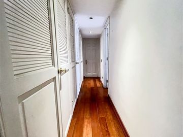 Departamento en Venta en Pio XI, Las Hualtatas, Vitacura