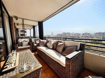 Departamento en Venta en Pio XI, Las Hualtatas, Vitacura
