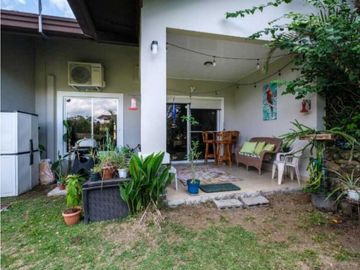 VENDO DUPLEX DE 2HAB 2 BAÑOS BOQUETE