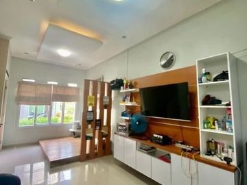 Rumah lengkap kolam renang kodau jati mekar bekasi jatiasih