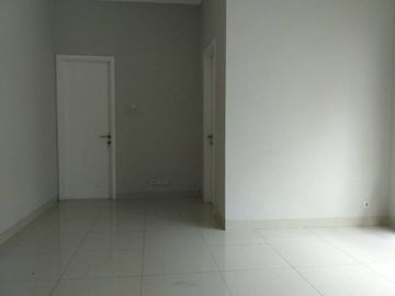 Rumah Jual Cepat Kebayoran Garden Bintaro, Bebas Banjir. SC-057