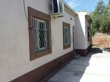 Casa sobre Avenida Ballofet