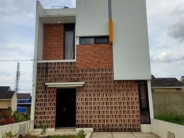 Jual Rumah 2 Lantai Bisa KPR DP 0% Cicilan 1,2jt strategis Soreang dkt tol Seroja Bandung