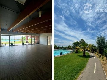 Casa en venta de 4D 3B 2E Condominio Laguna Norte navegable
