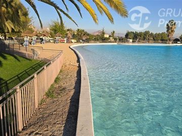Casa en venta de 4D 3B 2E Condominio Laguna Norte navegable