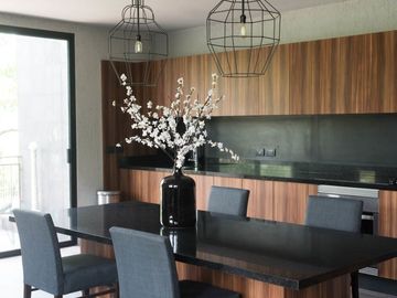 Departamento con alberca privada, edificio inspirado por arte