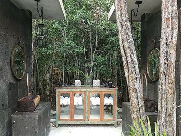 Departamento con alberca privada, edificio inspirado por arte