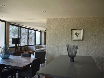 Departamento con alberca privada, edificio inspirado por arte