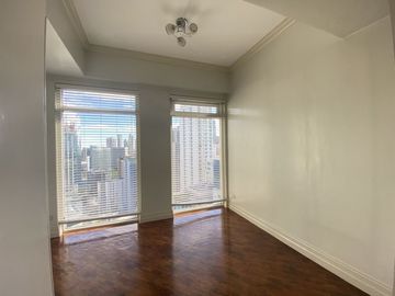 3-Bedroom Semi furnished Unit at Salcedo Park Twin Towers