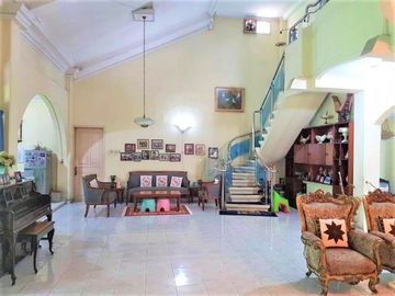 Dijual Rumah di Cilandak Konsep Kliasik Lokasi Strategis - Un Furnished by Sava Properti HSE-A0663