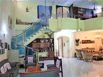 Dijual Rumah di Cilandak Konsep Kliasik Lokasi Strategis - Un Furnished by Sava Properti HSE-A0663