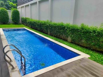 Rumah Mewah Hoek Bintaro Sektor 1 Siap Huni ada Kolam Renang
