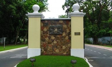 HOUSE AND LOT FOR SALE IN FORBES PARK, MAKATI CITY