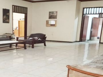 Rumah Dijual di Tebet Dekat Mall Kasablanka
