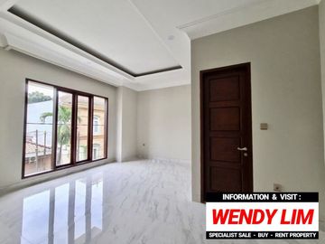 RUMAH BARU / BRAND NEW at Jl H NAWI, CIPETE UTARA, JAKSEL
