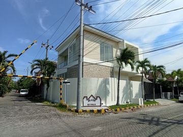 Rumah SUTOREJO Mulyosari Surabaya Dkt Bhaskara ITS Unair