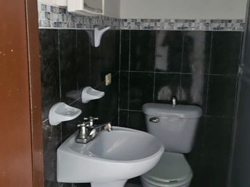 casa en venta en villa del prado. Cod V16907