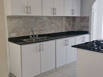 casa en venta en villa del prado. Cod V16907