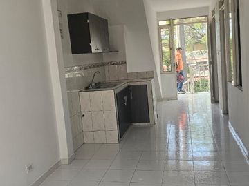 casa en venta en villa del prado. Cod V16907