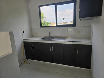 casa en venta en villa del prado. Cod V16907