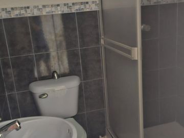 casa en venta en villa del prado. Cod V16907
