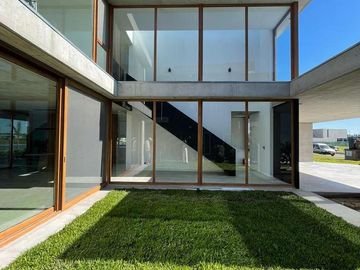 Casa en construcción  en Barrio Virazón - Nordelta