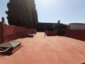 Casa para 2 Familias en venta en Avellaneda Este
