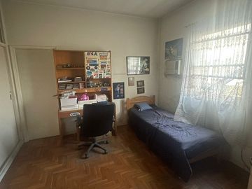 Casa para 2 Familias en venta en Avellaneda Este