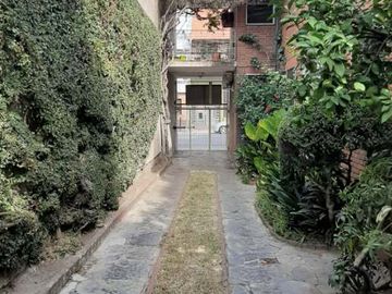 Casa para 2 Familias en venta en Avellaneda Este