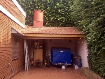 Casa para 2 Familias en venta en Avellaneda Este