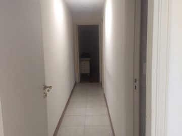 Casa para 2 Familias en venta en Avellaneda Este