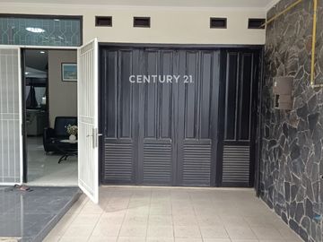 Rumah Full Furnished Dekat Tol Cakung Di Taman Modern Cakung