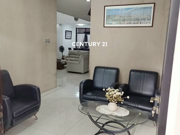 Rumah Full Furnished Dekat Tol Cakung Di Taman Modern Cakung