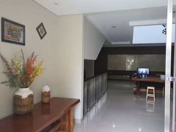 Dijual Rumah Renov, Depan Taman Kebayoran Sektor 7 - WD 2812